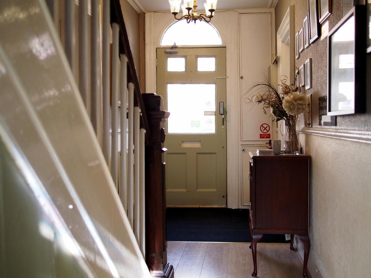 The Coach House Bed and Breakfast Canterbury Exteriör bild